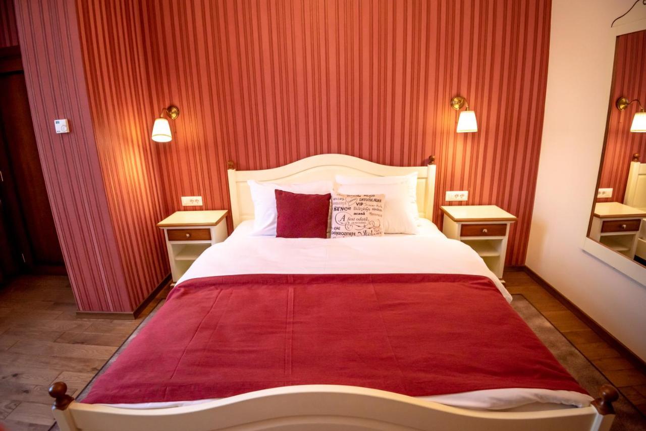 Bed and Breakfast Ana Boutique Alba Iulia Exterior foto