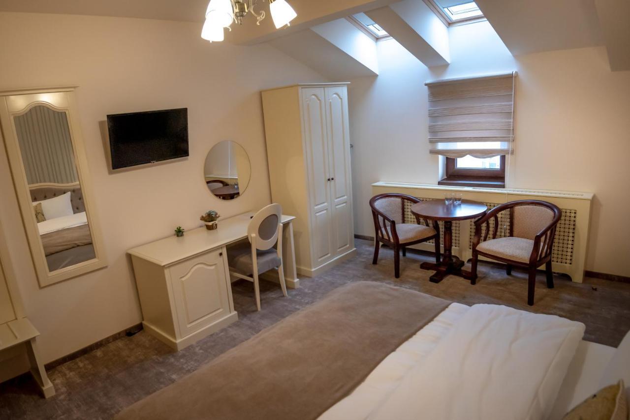 Bed and Breakfast Ana Boutique Alba Iulia Exterior foto