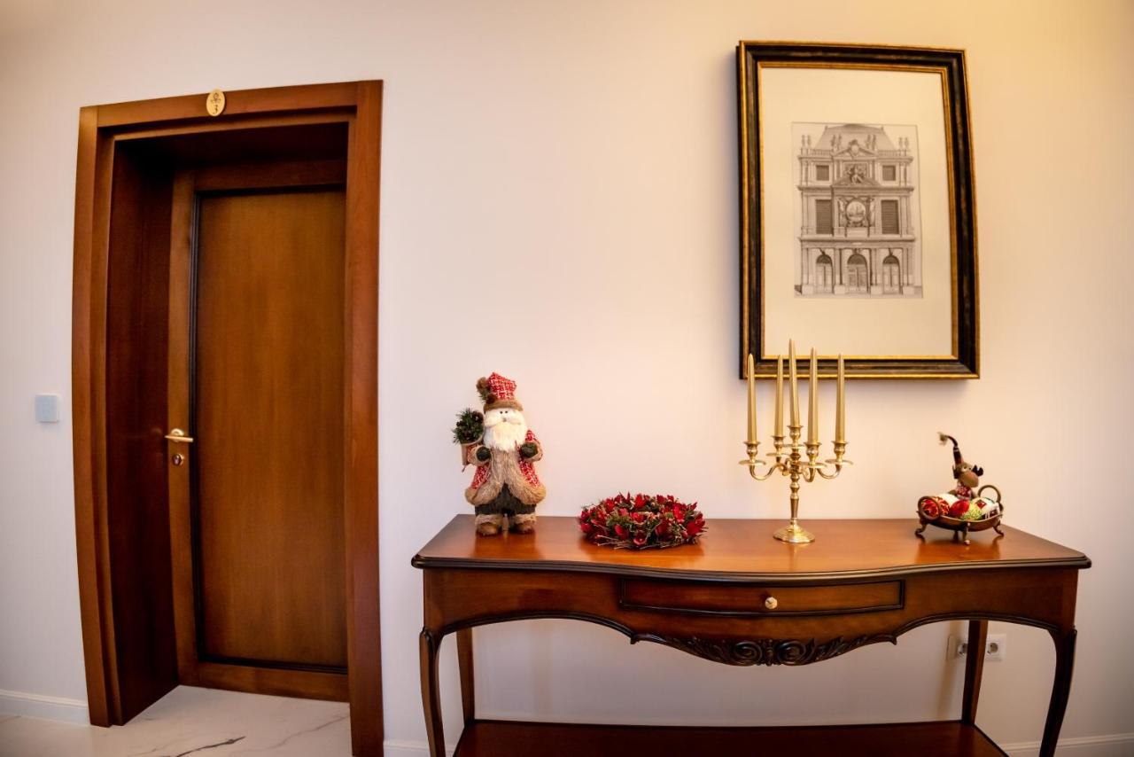 Bed and Breakfast Ana Boutique Alba Iulia Exterior foto