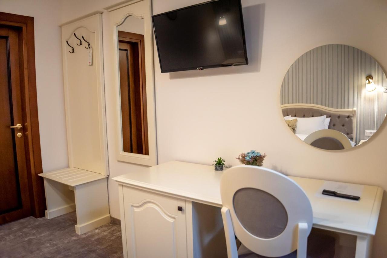 Bed and Breakfast Ana Boutique Alba Iulia Exterior foto